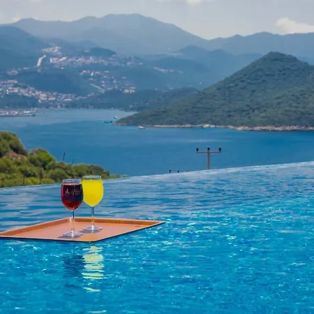 Sun Glare Szálloda *