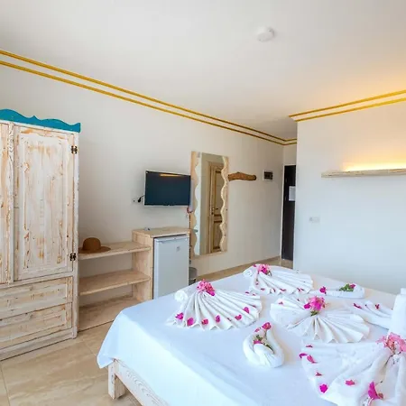 Sun Glare Szálloda *