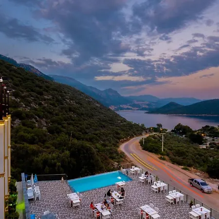 Sun Glare Szálloda *