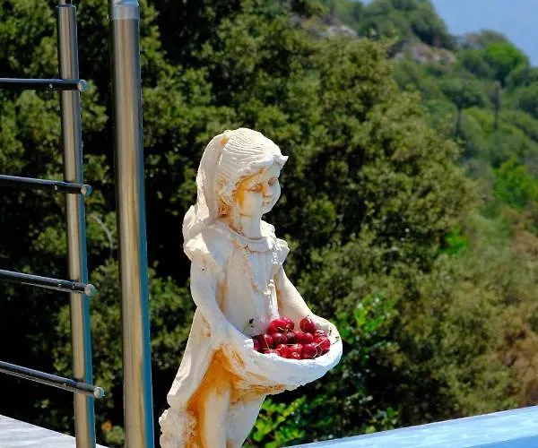 Sun Glare فندق كاس